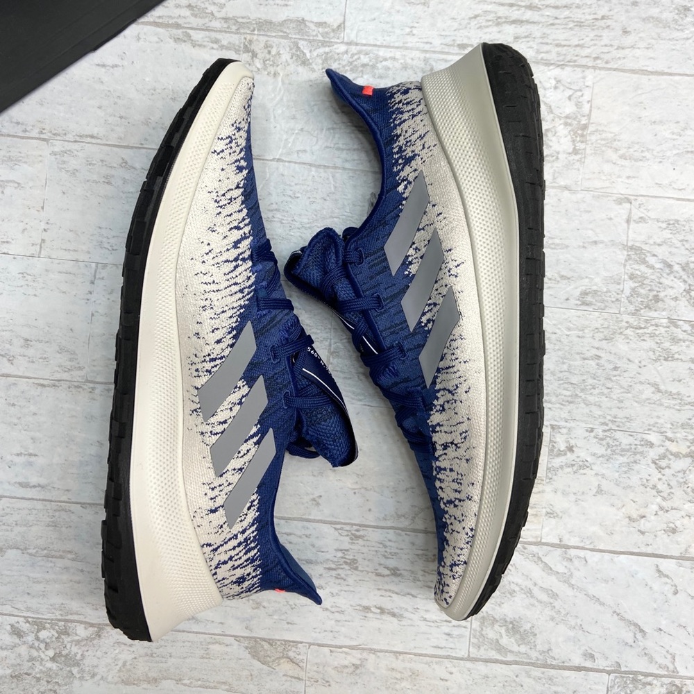 Adidas SenseBOUNCE running shoes - Picture 3 of 15